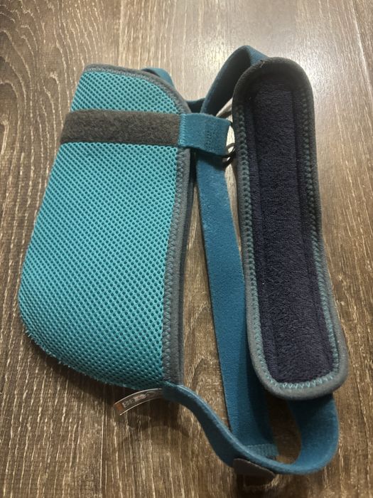 Детски фиксатор за гипсирана ръка