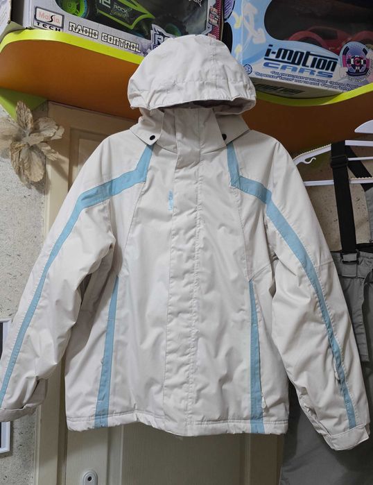 Детски ски екип размер 11-12години