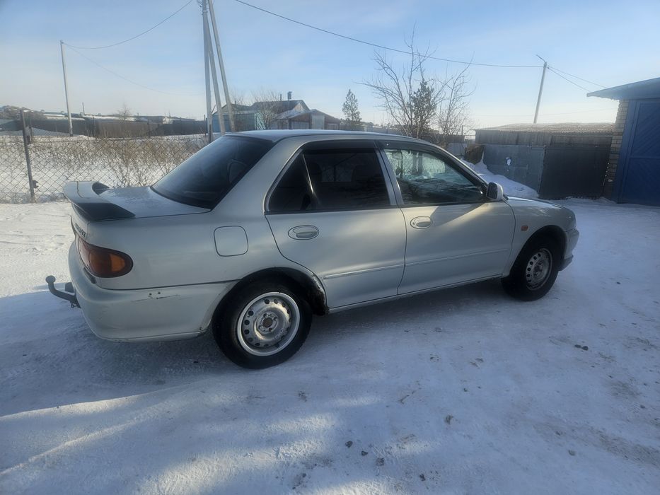 Продам лансер 1995года