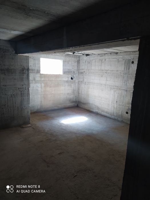 Янгихает тумани, Олчазор махалласида 2-сот. 8 хона Хайтек уй сотилади