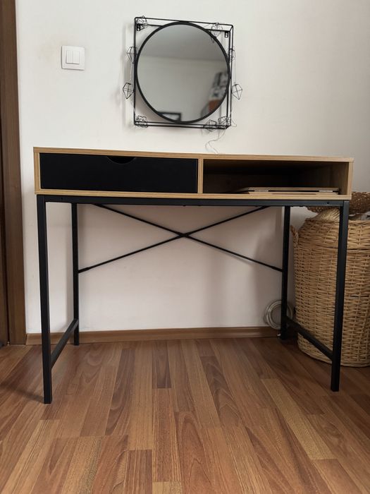 Бюро Jysk 48x95 с чекмедже дъб/черно + стол