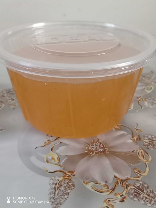 Асал оптомга сотилади.