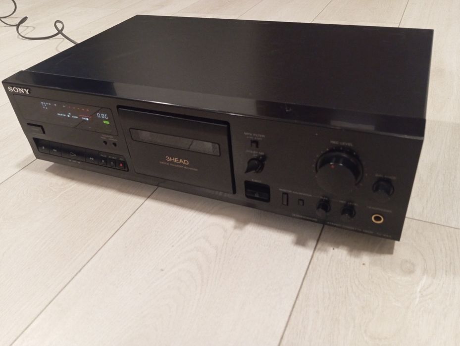 Deck Sony 3 head in stare de funcționare