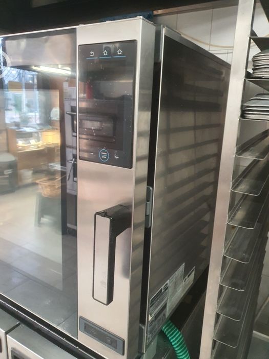 Cuptor Unox Patiserie 6 tavi Pe Gaz