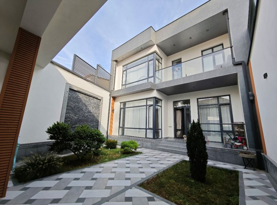 Продается хай-тек Евродом Луначарский 5-соток 3-уровень барбекю бассей