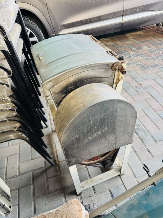 Продам тестомес 25кг