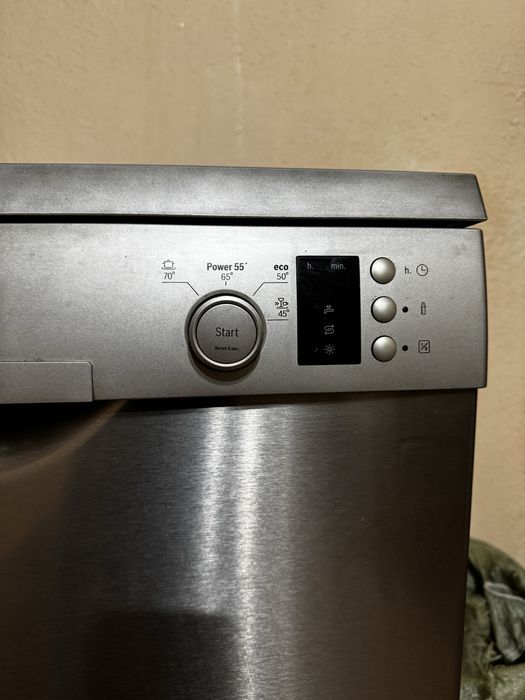 Посудомоечная машина BOSCH SMS43D08ME