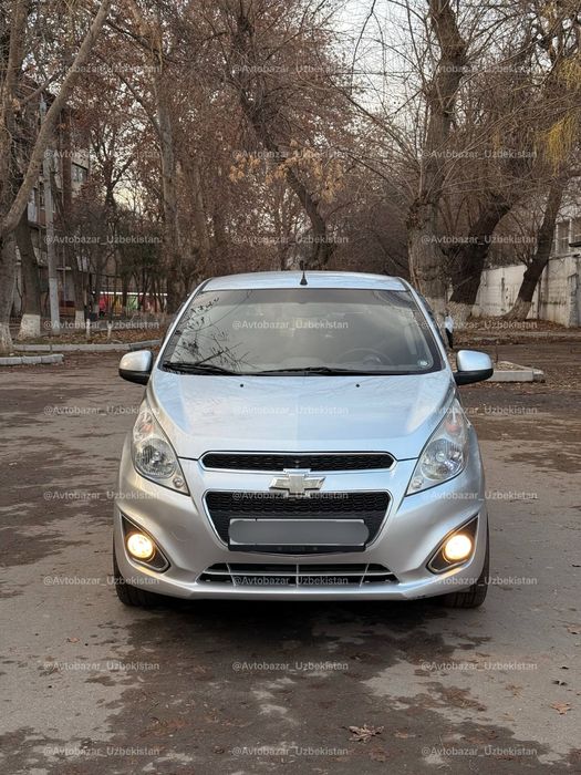 •Spark 2010 1.0 MT•