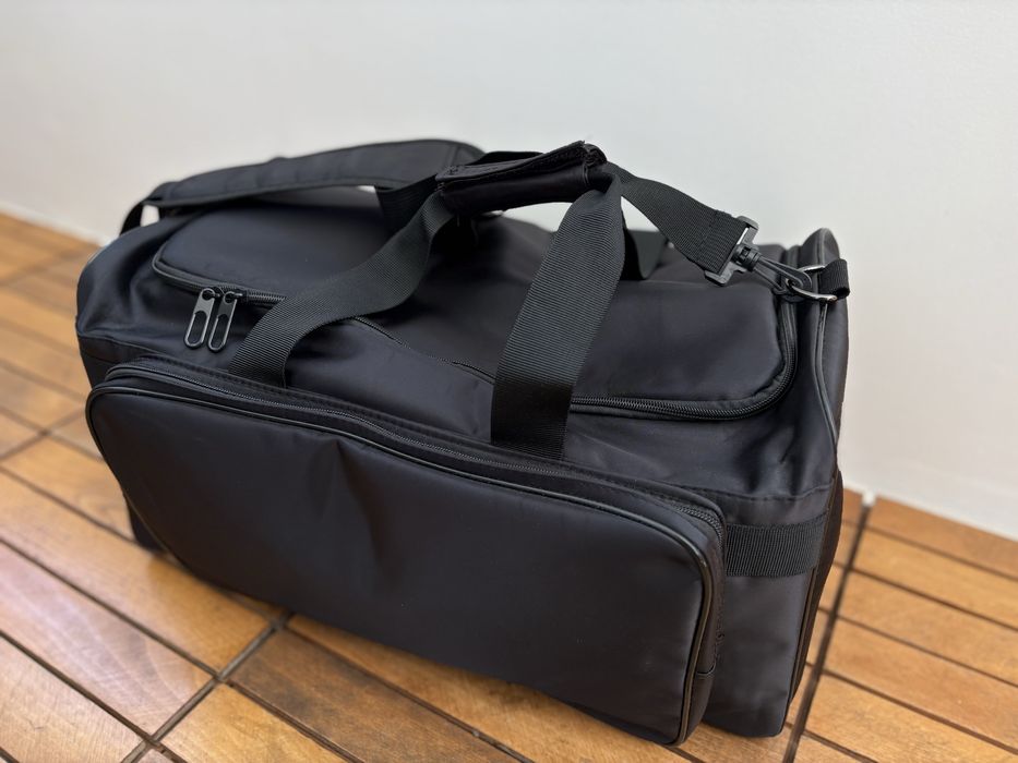 Сак за пътуване или спорт с уплътнени страници