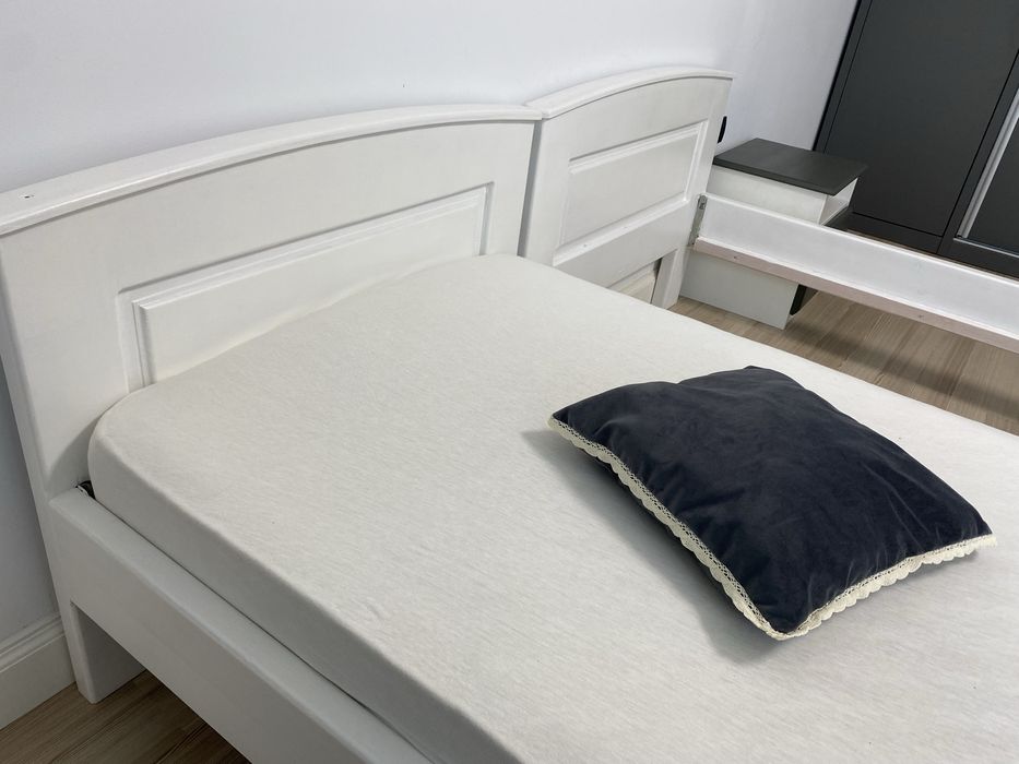 Pat single, lemn masiv, 200x90