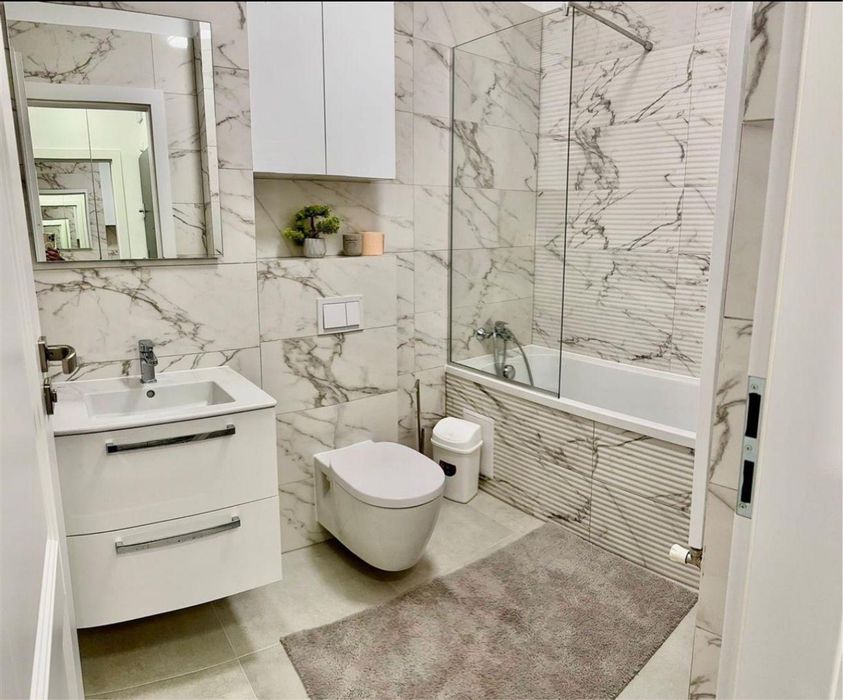 Vand apartament cu 2 camere in complexul rezidential Adora Park