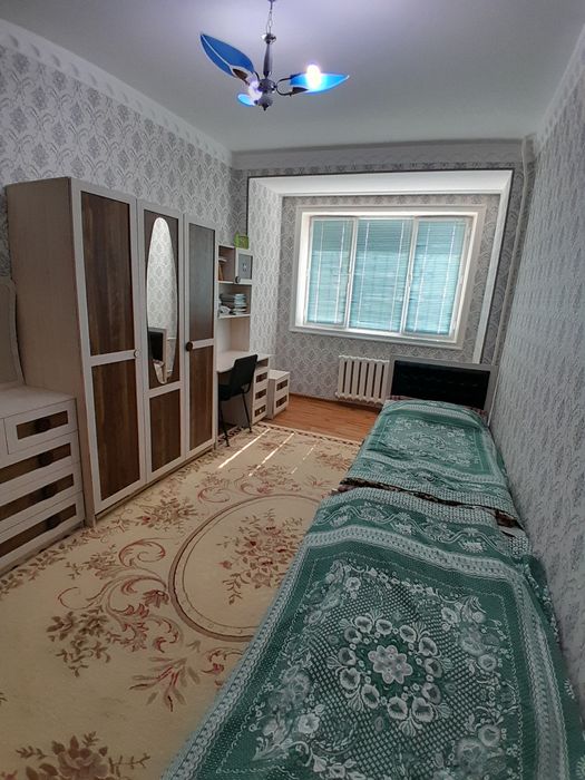 4 xonali 4-qavatda joylashgan yevroremont uy mebel texnikasi bilan