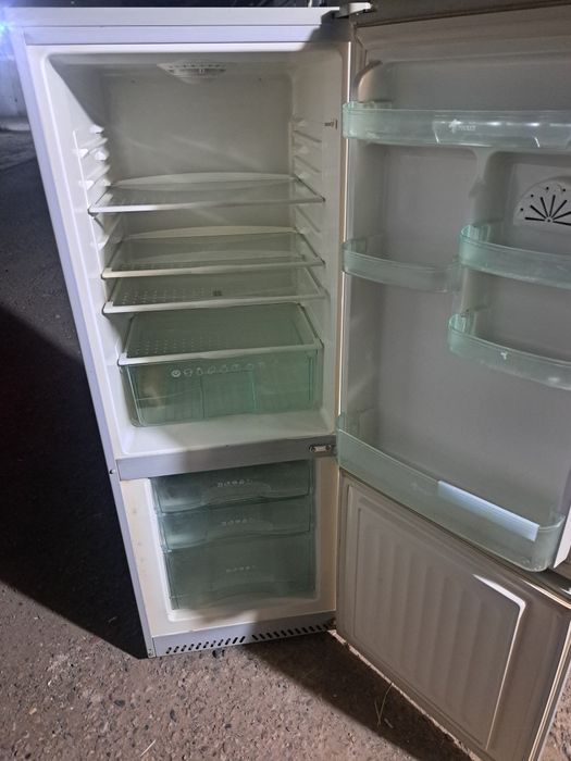 Продам холодилник