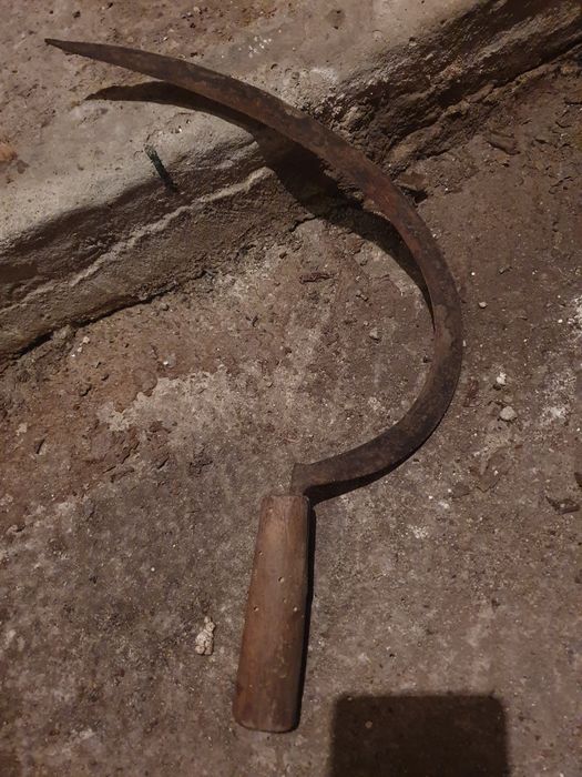 Сърп и коса автентични