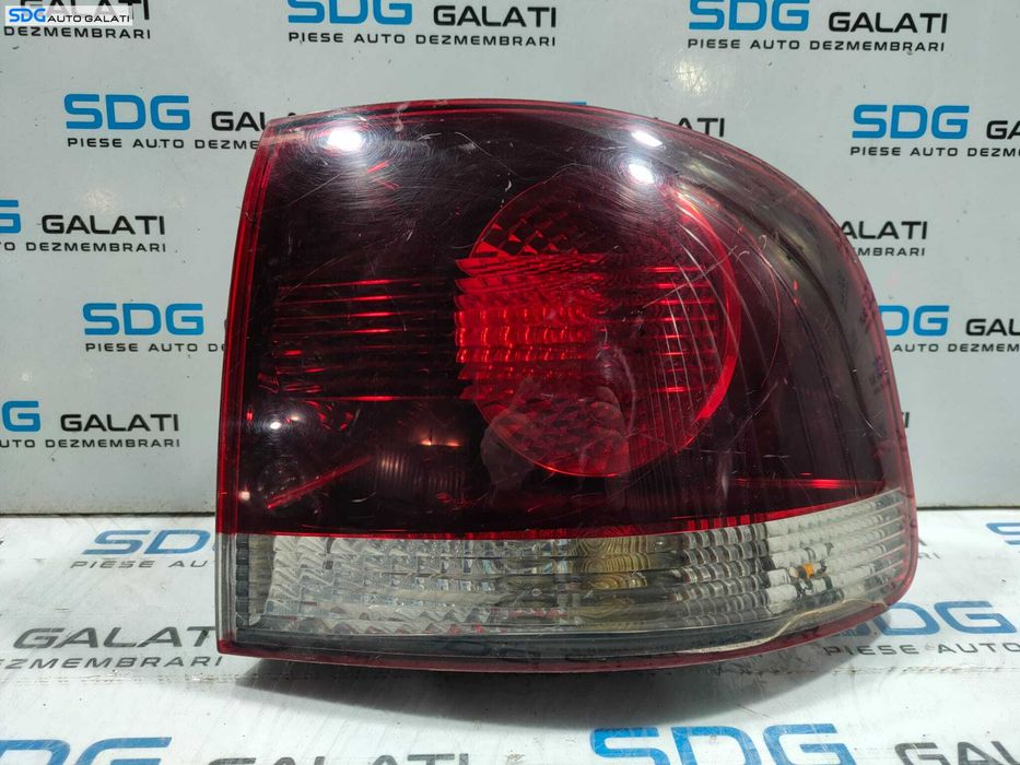 Stop Lampa Tripla Dreapta de pe Aripa Caroserie (Fisura Dreapta Jos) Volkswagen Touareg 7L FL Facelift 2007 - 2010 Cod 7L6945258 [L4933]