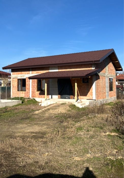 Самостоятелна еднофамилна къща