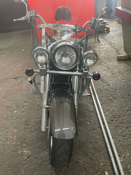Suzuki boulevard c90 intruder(vl1500)