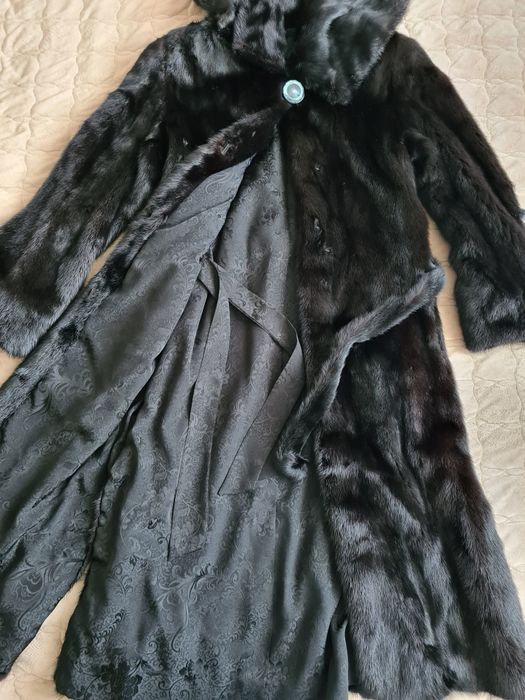 Продам: ШУБА норковая