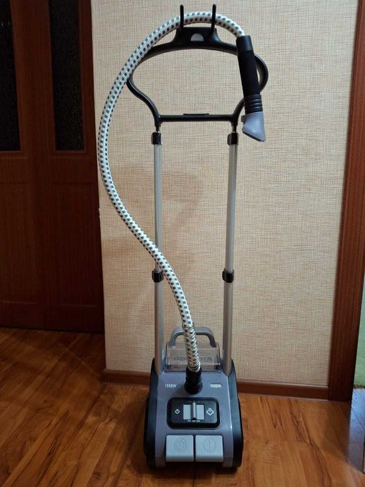 Отпариватель напольный ROWENTA в отличном состоянии