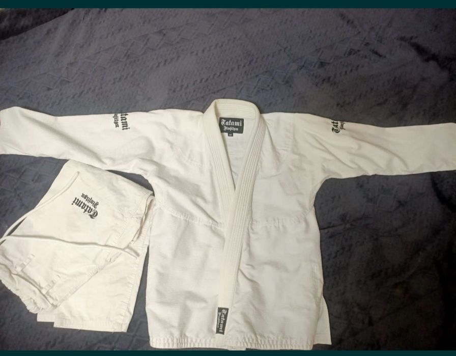 Продаю кимоно Tatami