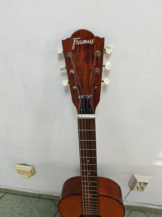 Акустична китара Framus/Германия/
