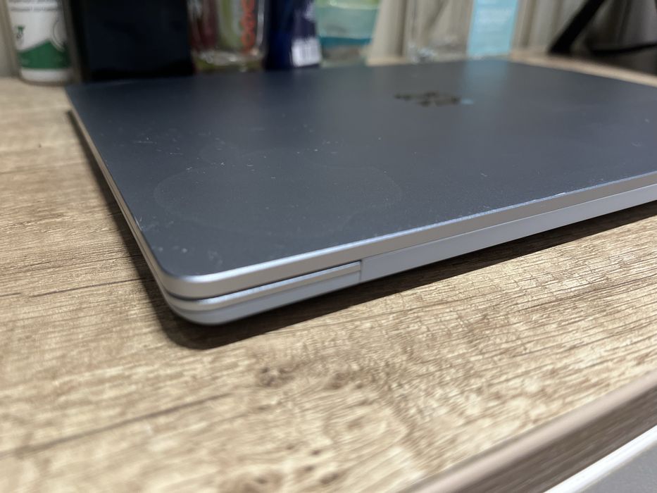 Surface laptop GO i5 10gen 8gb 128 ssd 10 дюймовый