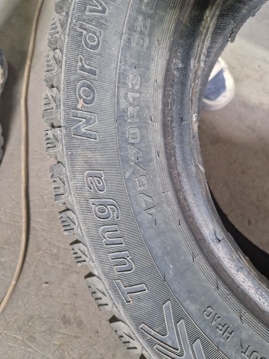 Продам зимние покрышки