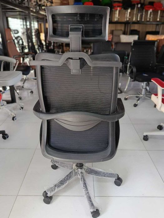 Кресло для офиса и дома -  UNO