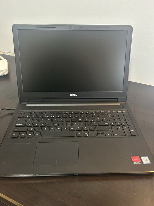 Vând laptop Dell i5 seria 7