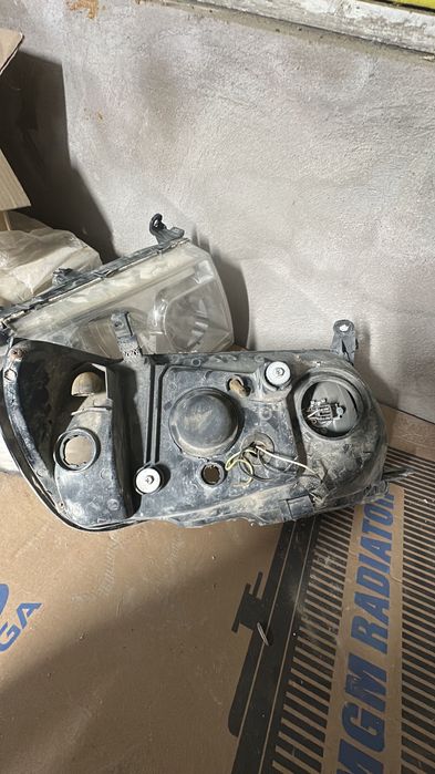 Фары на land cruiser 100