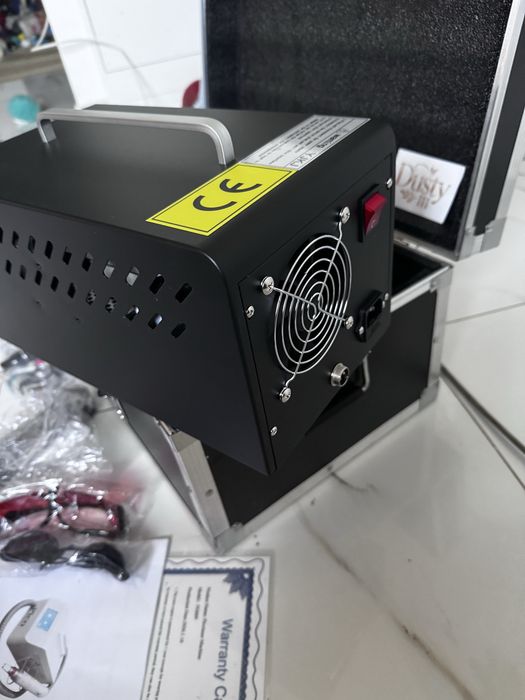 Aparat Profesional Picolaser / Laser Nd:YAG FG069 – Îndepărtare Tatuaje & Peeling Carbon (Nou / Pachet Complet)