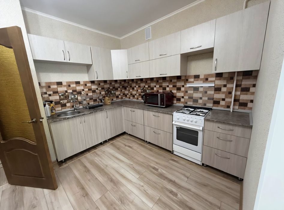 Сдаю 2 к.кв Батыс2