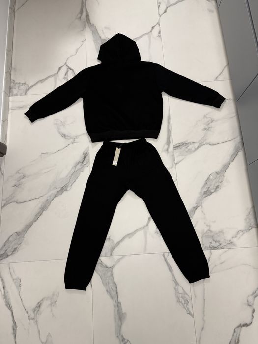 Trening Essentials negru