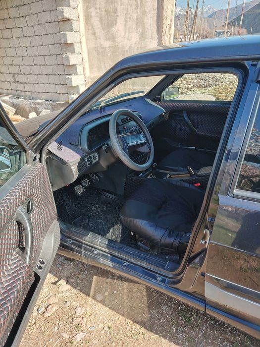 Lada samara 2 vaz 2115