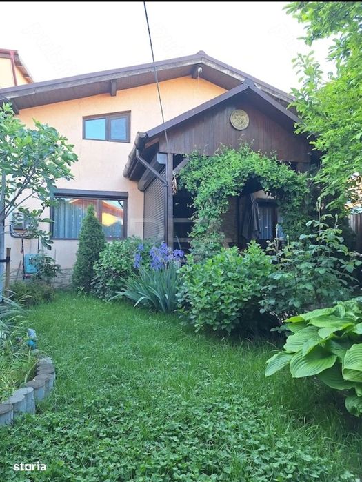 Casa P+M 104mp, teren 249mp, cartier 23 august, mobilata, trifazic.