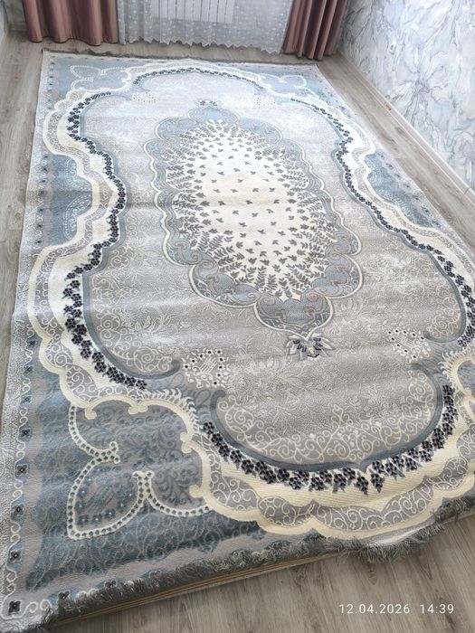 Палас 3*4 очень красивый