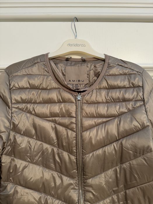 Легкая куртка