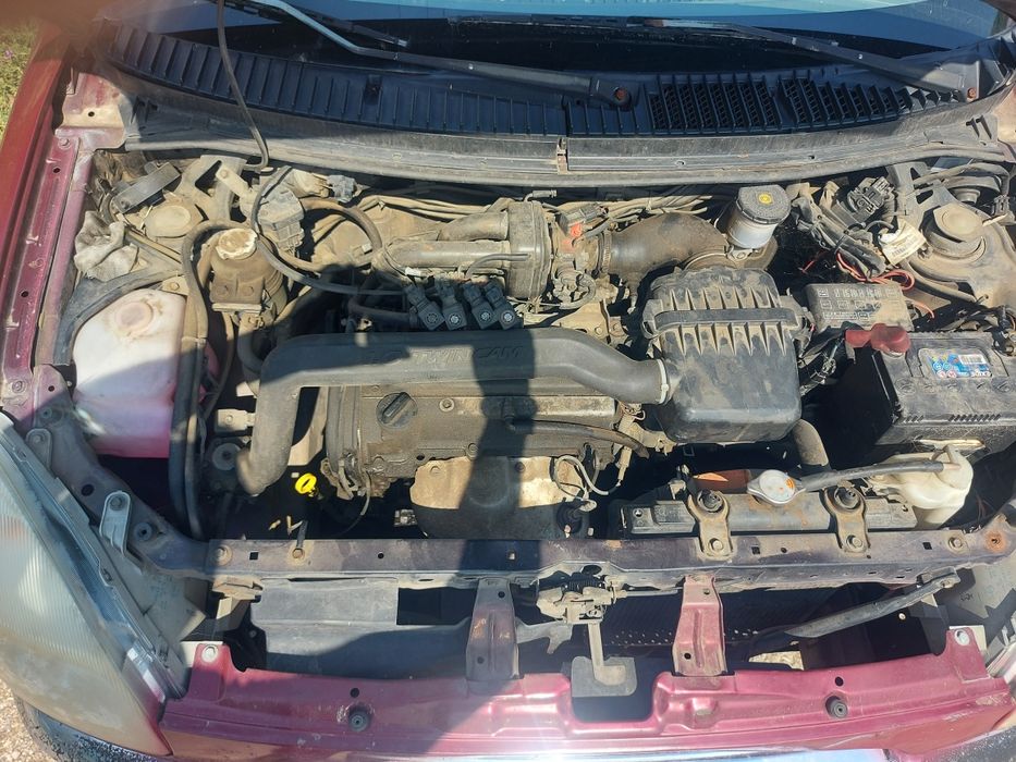 Daihatsu Sirion 1.0i на части !!!