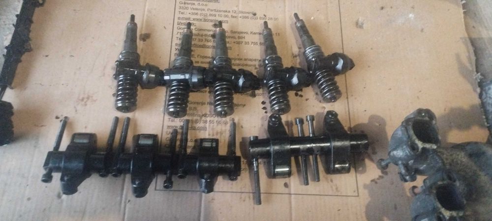 Двигател на части за Volkswagen T5