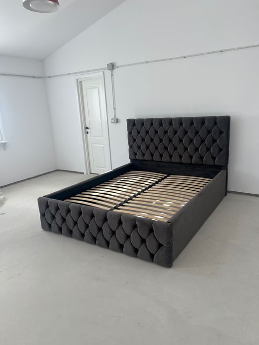 Paturi tapițate de vânzare