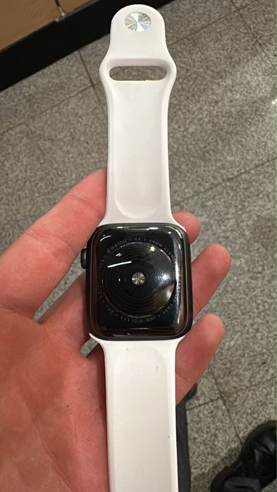 Apple watch se2 gen 44mm