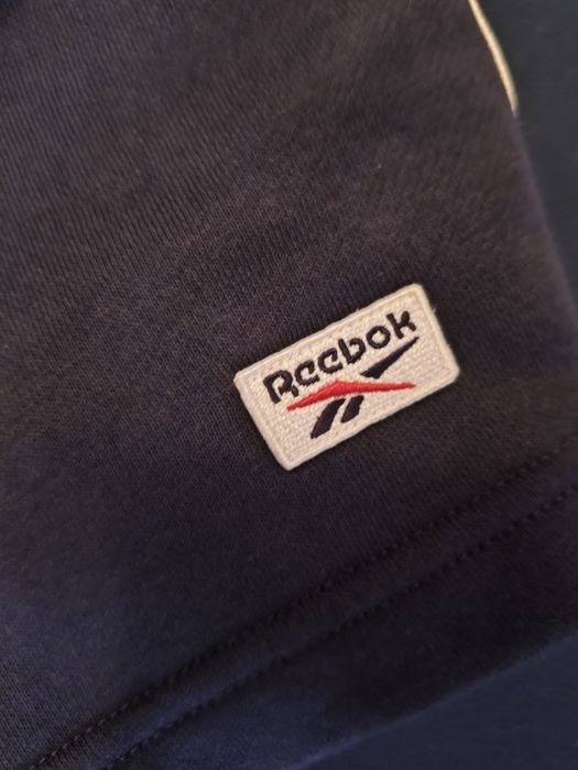 Като нови къси панталони Reebok