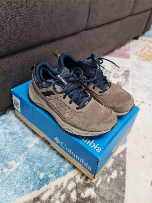 Продам кроссовки Columbia