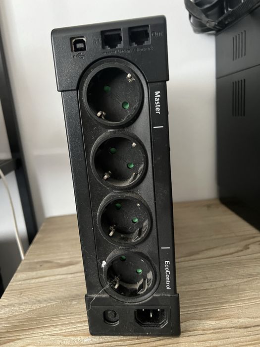 UPS Eaton Ellipse PRO 850 DIN Sursa de alimentare neîntreruptibilă Defect
