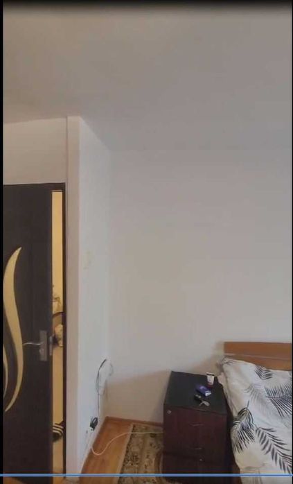 Garsoniera decomandata langa metrou Crangasi