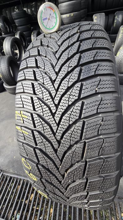 4 anvelope iarnă Nexen 235/60/17