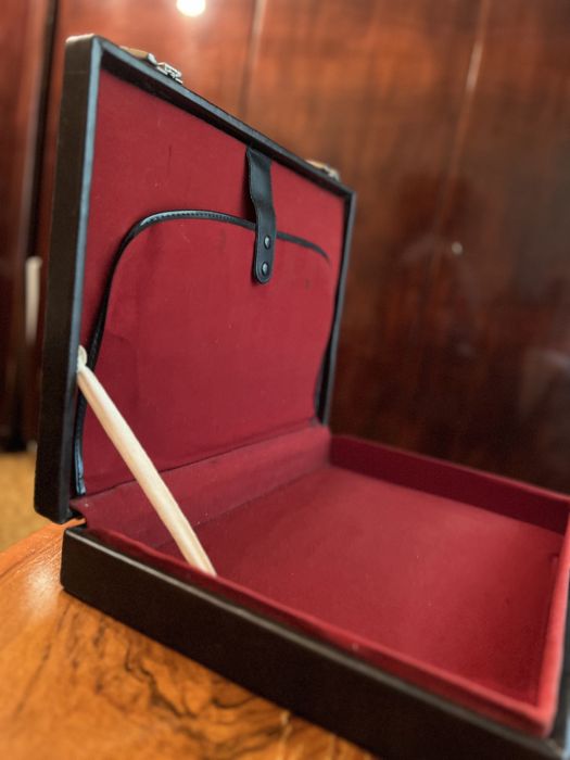 Ретро дипломатическо куфарче