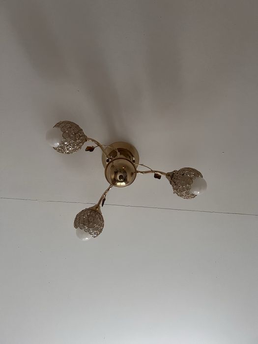 Продам люстру в Павлодаре