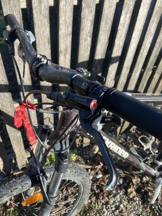 Bicicleta rockrider foarte buna! 1200 schimb cu kendama în stare buna