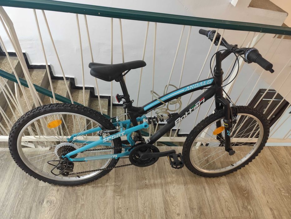 Vând bicicletă neutilizată
